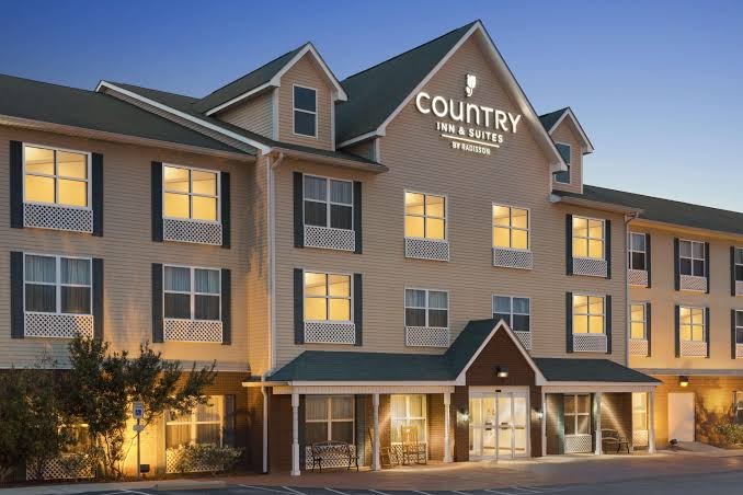 Comfort Inn & Suites Dothan Northside Plaza