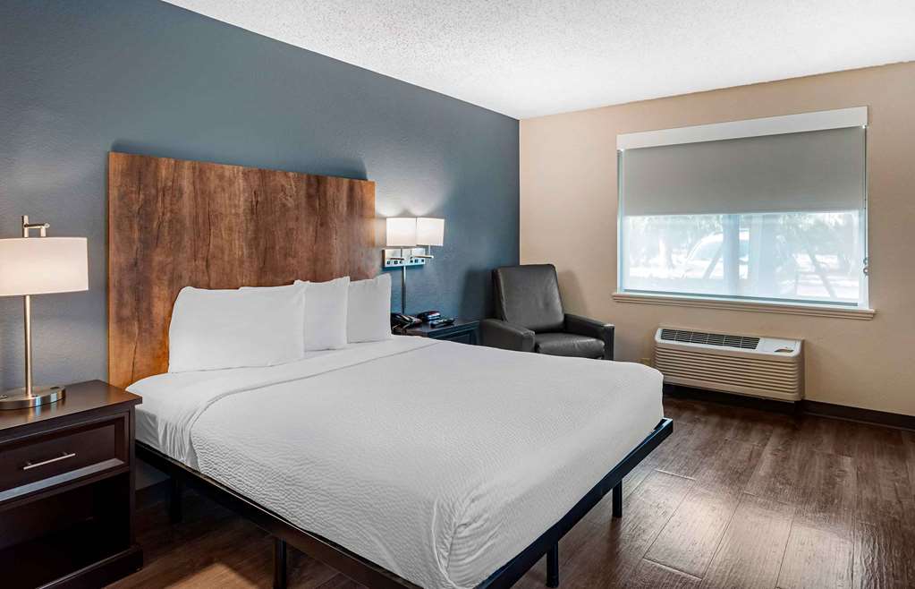Extended Stay America Suites- Fort Lauderdale - Plantation photo 2
