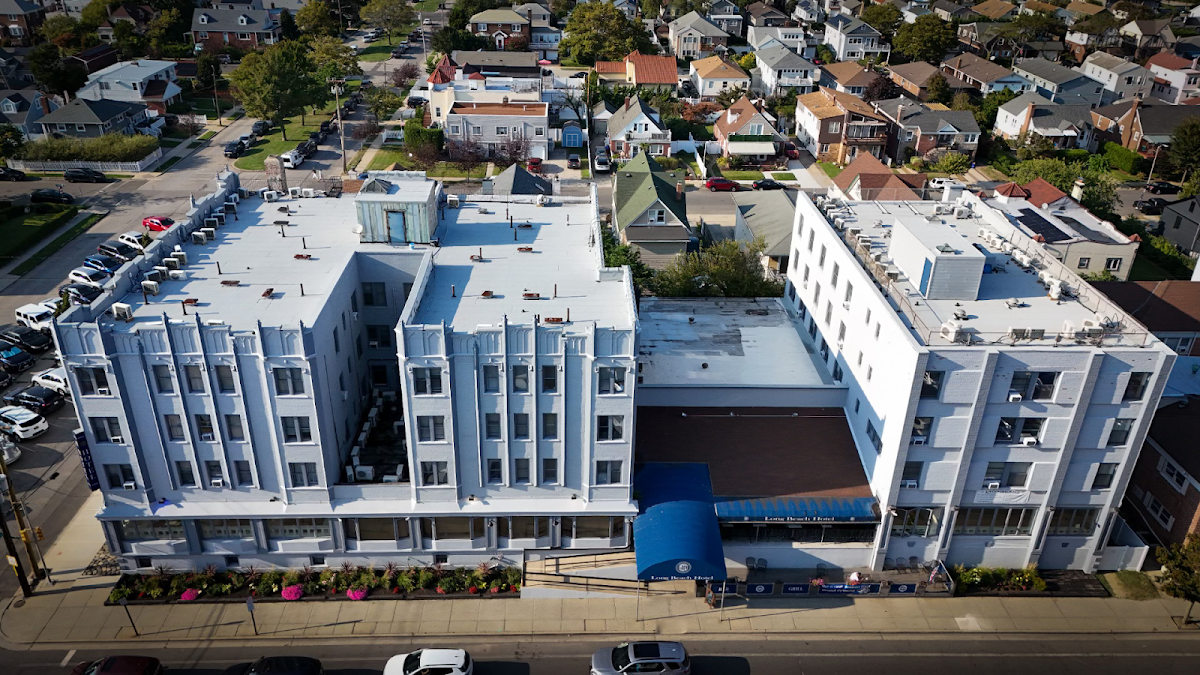Long Beach Hotel