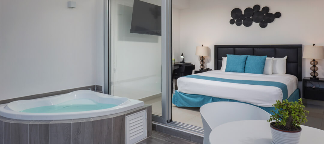 Suites Malecon Cancun photo 2