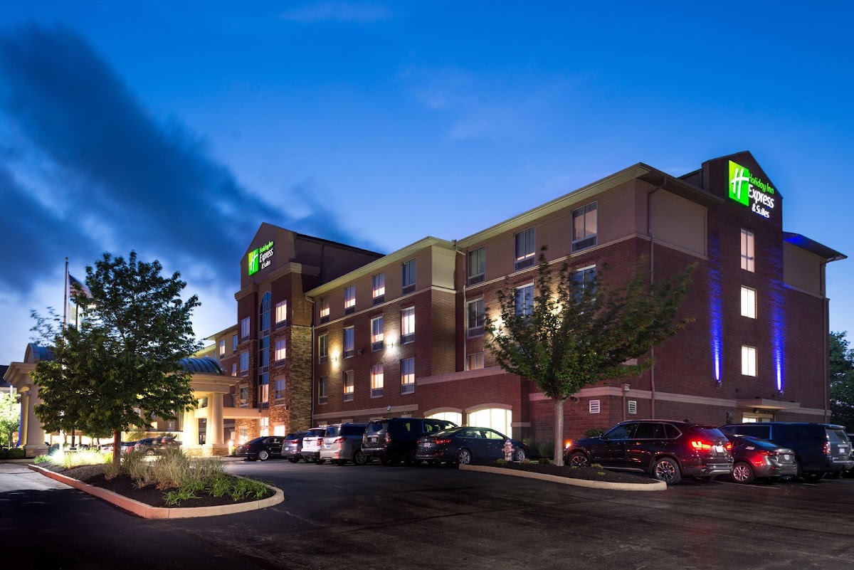 Holiday Inn Express & Suites Cincinnati - Mason by IHG photo 3