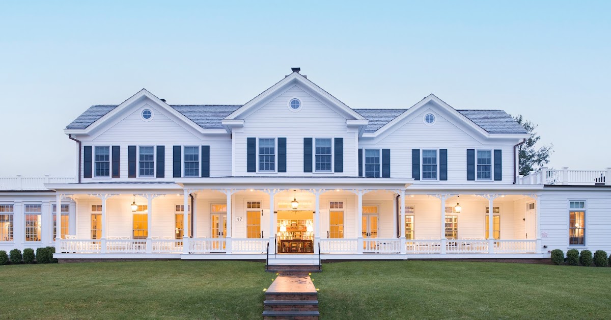 The Quogue Club at Hallock House