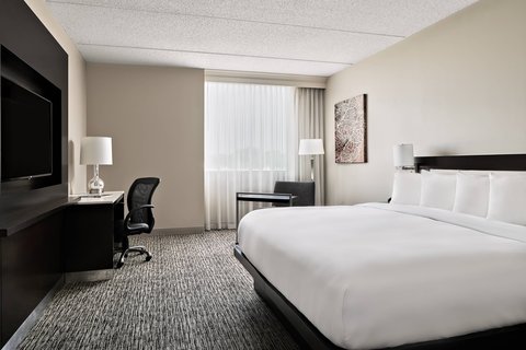 Cleveland Marriott East photo 2