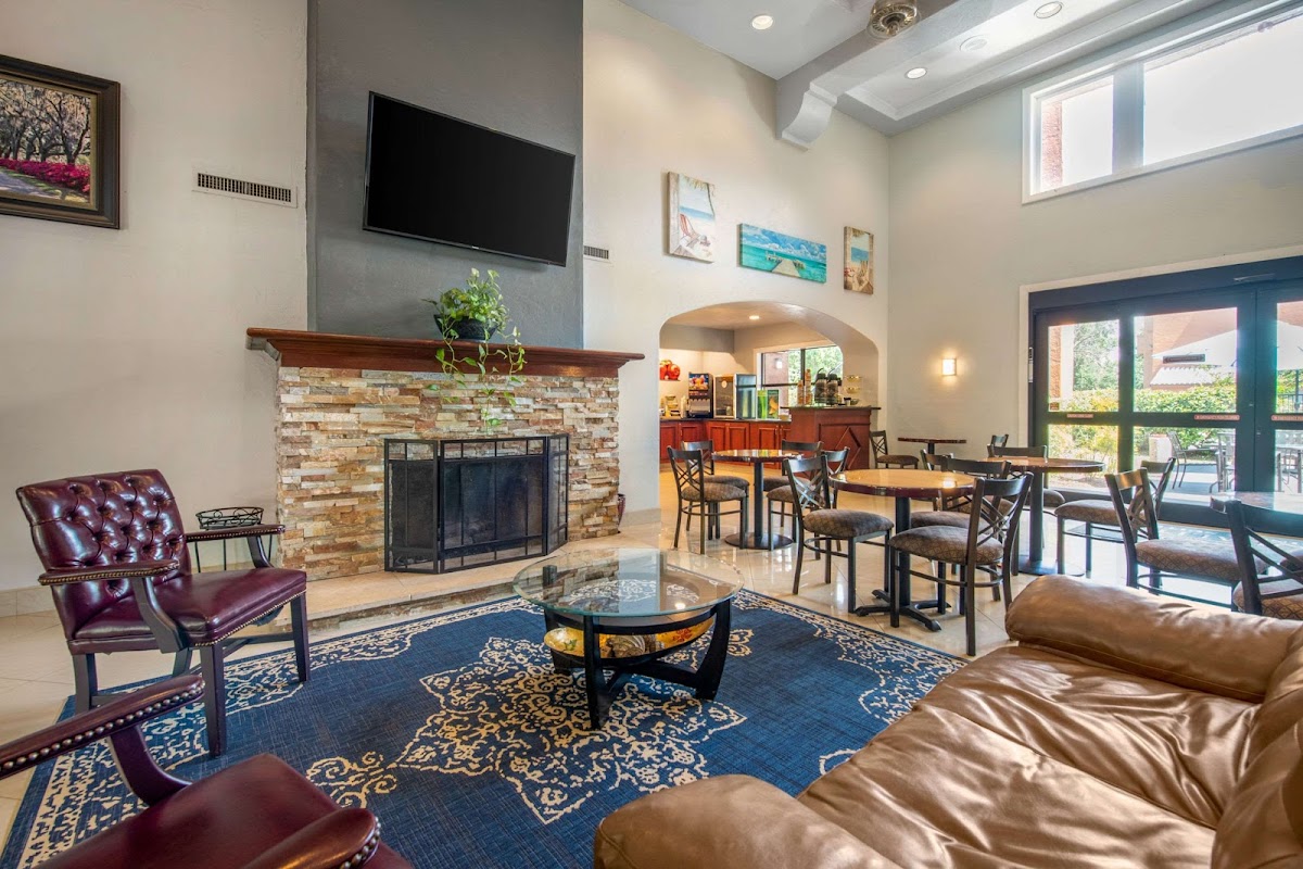 Quality Inn & Suites Jacksonville-Baymeadows photo 3