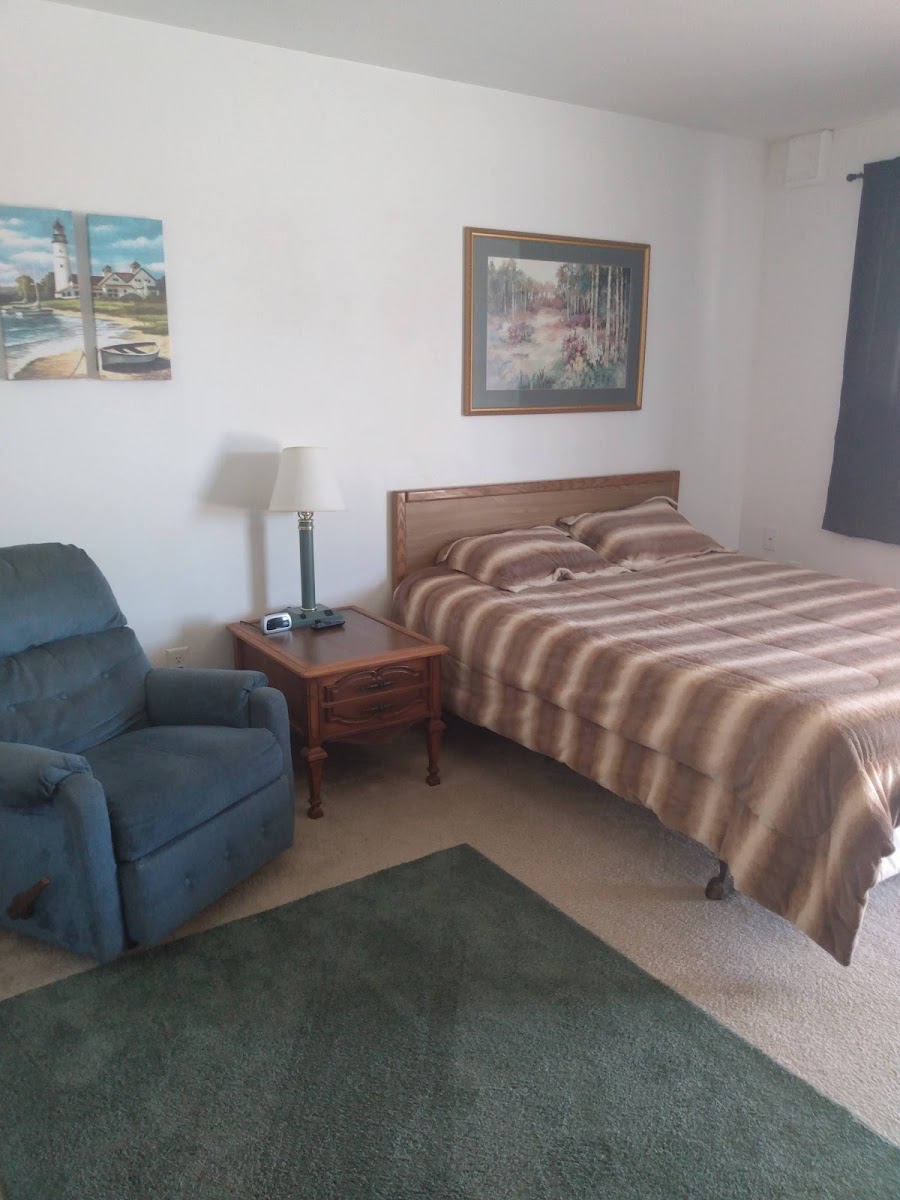The Motor Inn - Motel, RV Park & Laundromat photo 2