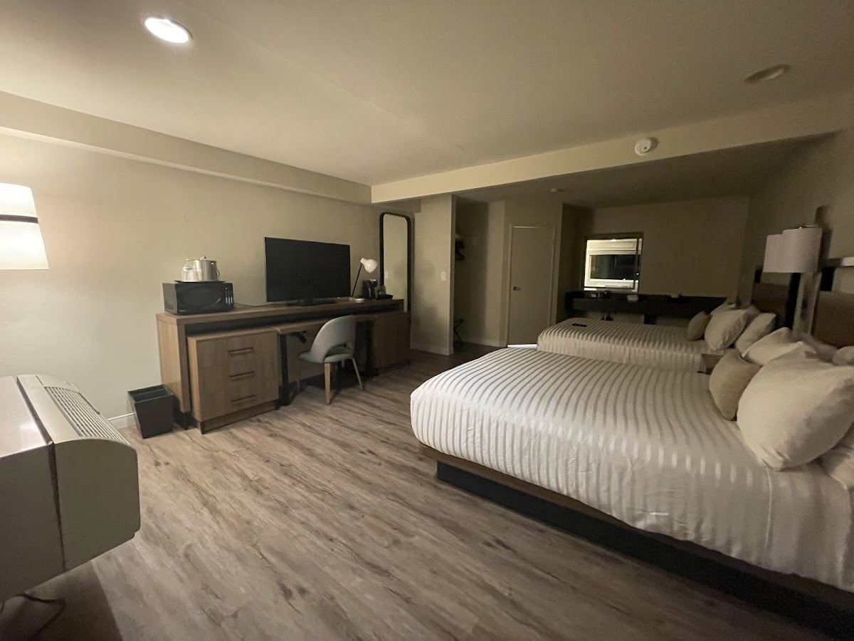 Wyndham Garden San Diego near SeaWorld photo 2