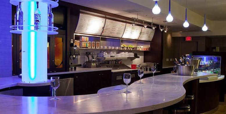 Courtyard by Marriott San Diego Old Town photo 2