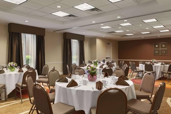 Hilton Garden Inn Islip/MacArthur Airport photo 2