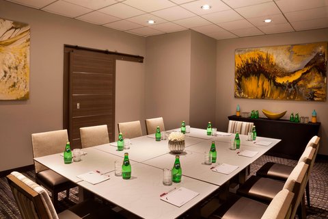 Residence Inn by Marriott Toronto Airport photo 2
