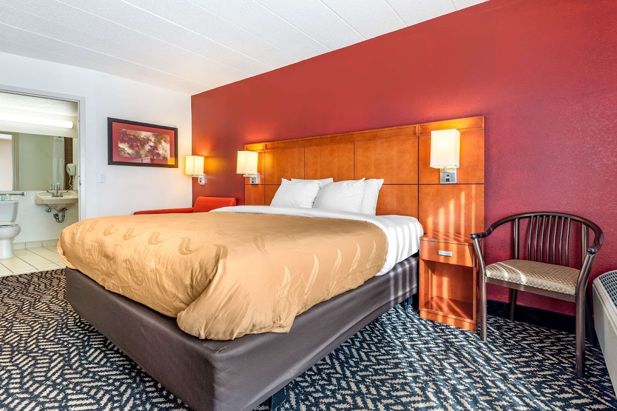 Quality Inn Falconer - Jamestown photo 2