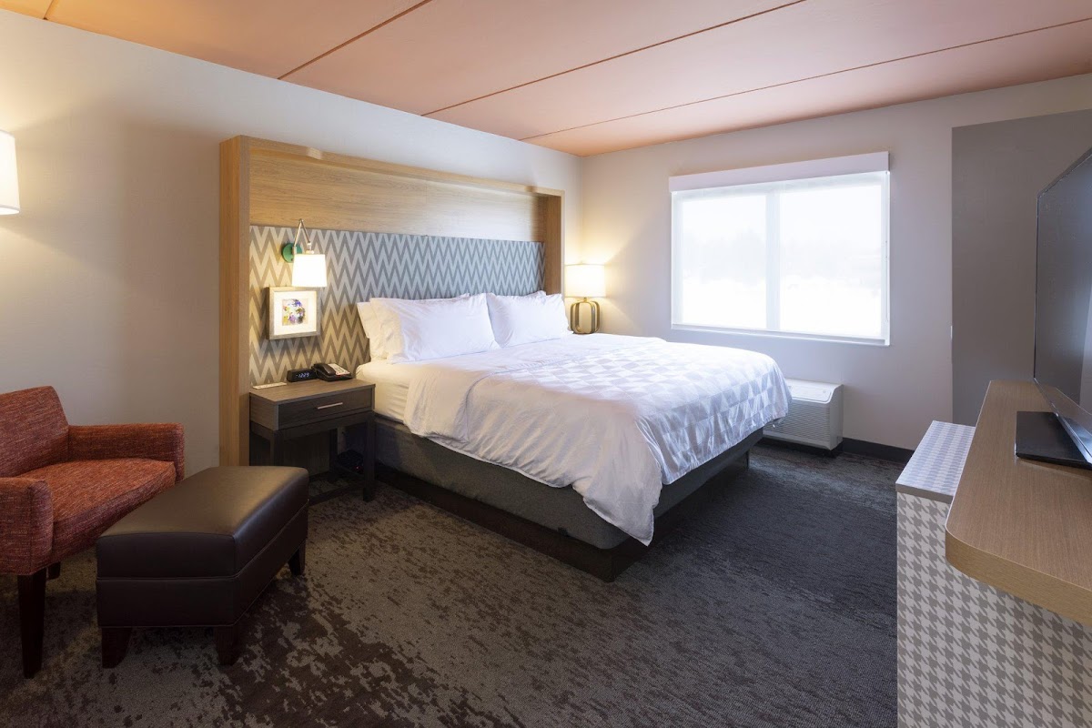 Holiday Inn Marquette by IHG photo 2