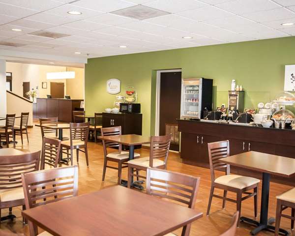 Sleep Inn & Suites Hagerstown photo 3