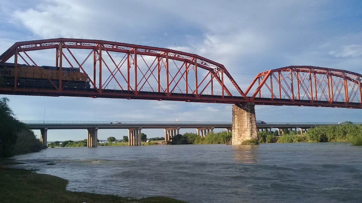 Puente Internacional Camino Real