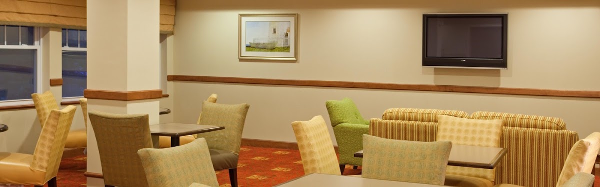 Holiday Inn Express & Suites Freeport - Brunswick Area by IHG photo 2