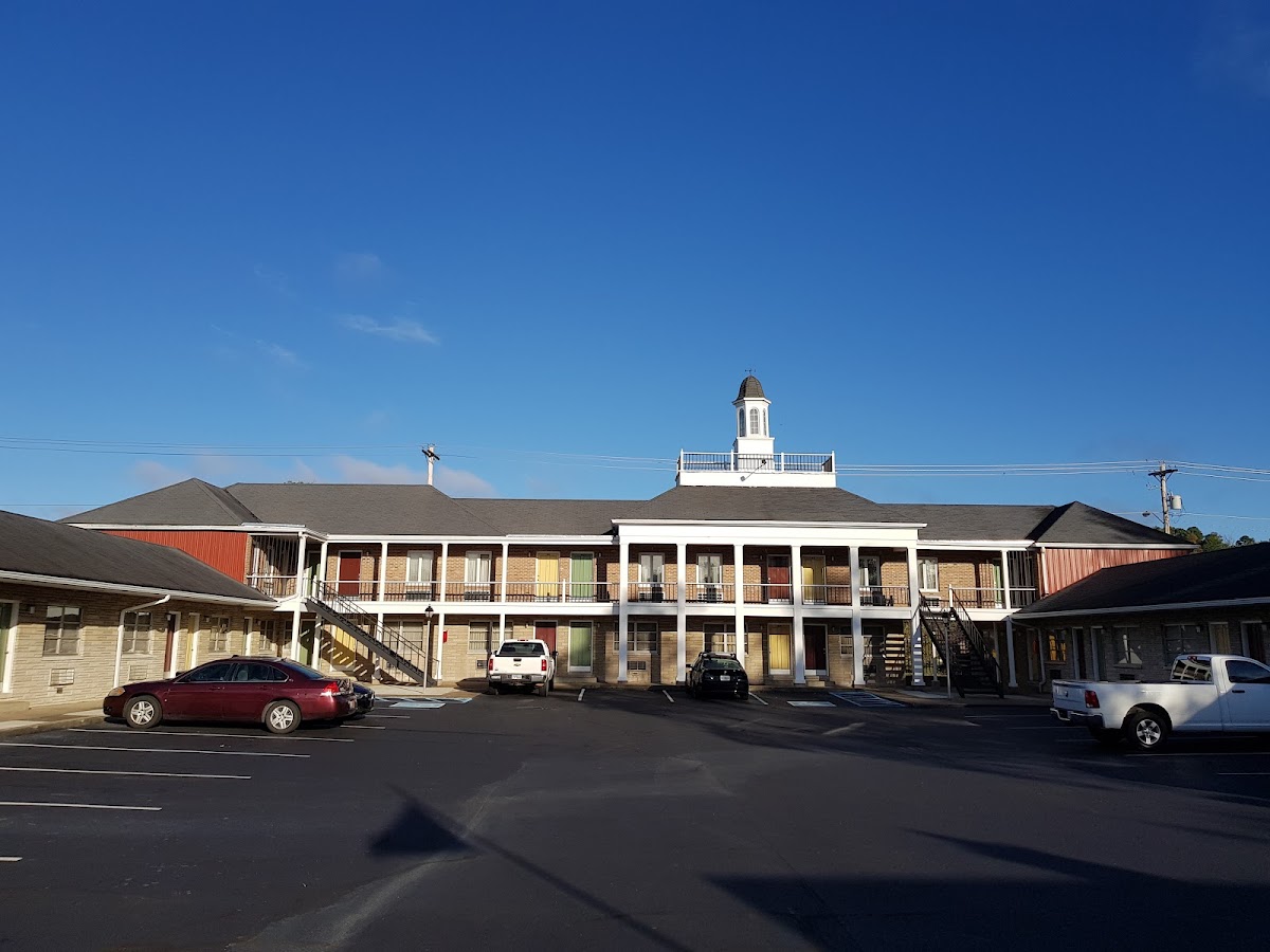 William Ann Motel