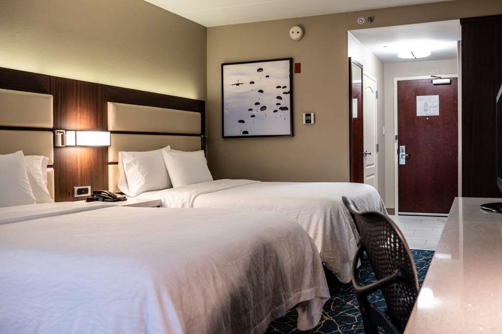 Hilton Garden Inn Fayetteville Fort Bragg photo 2
