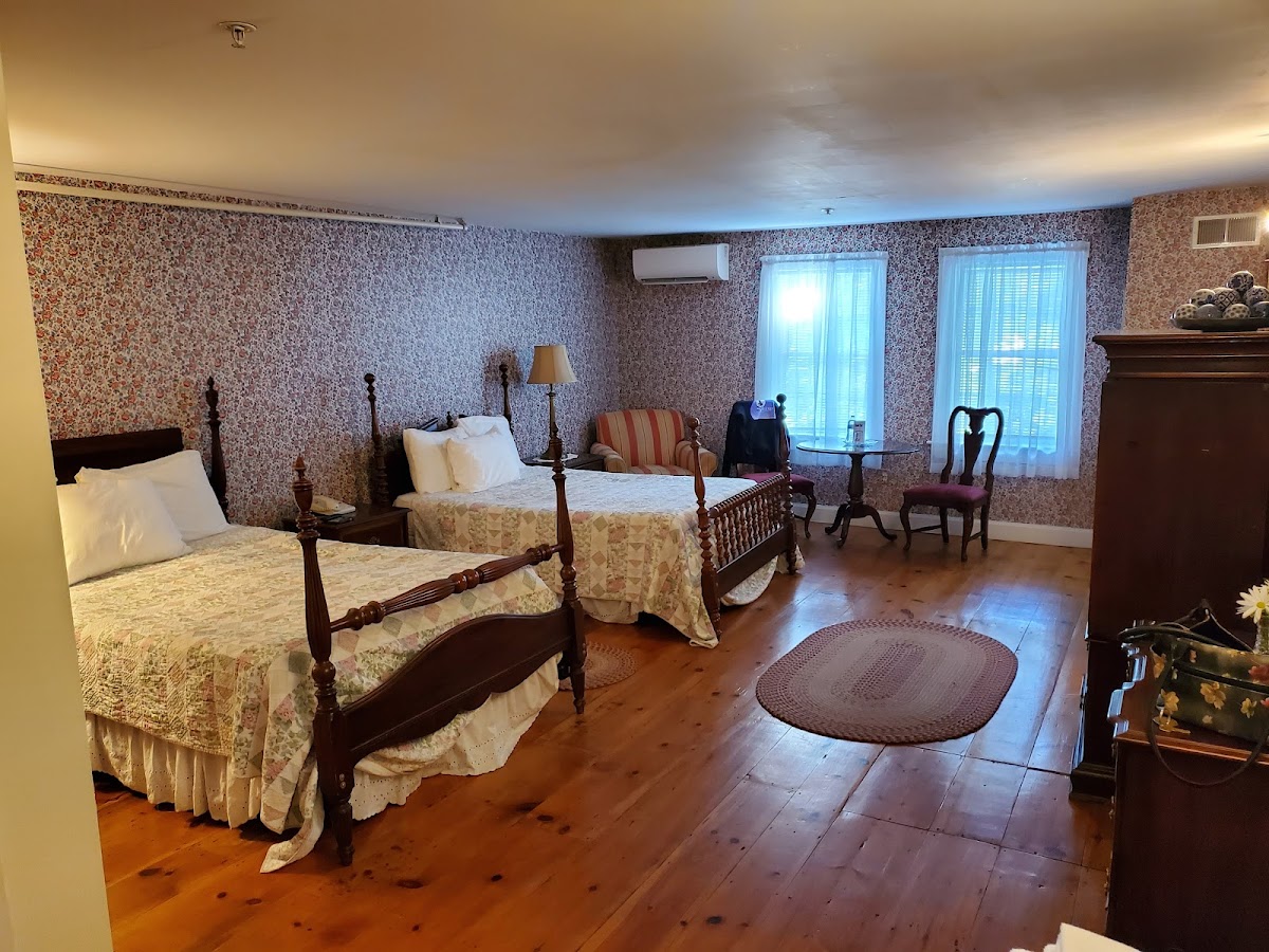 Old Orchard Beach Inn photo 2
