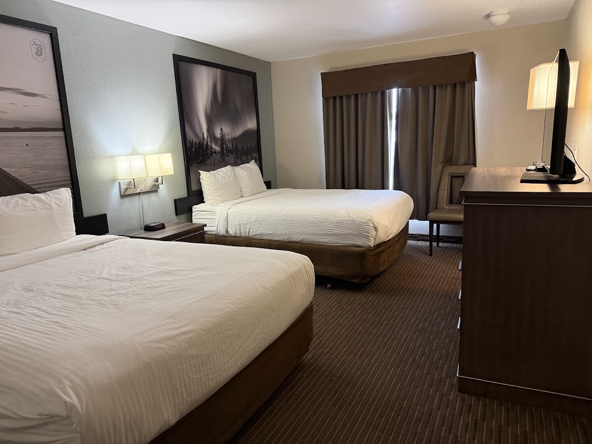 Super 8 by Wyndham Yellowknife photo 2