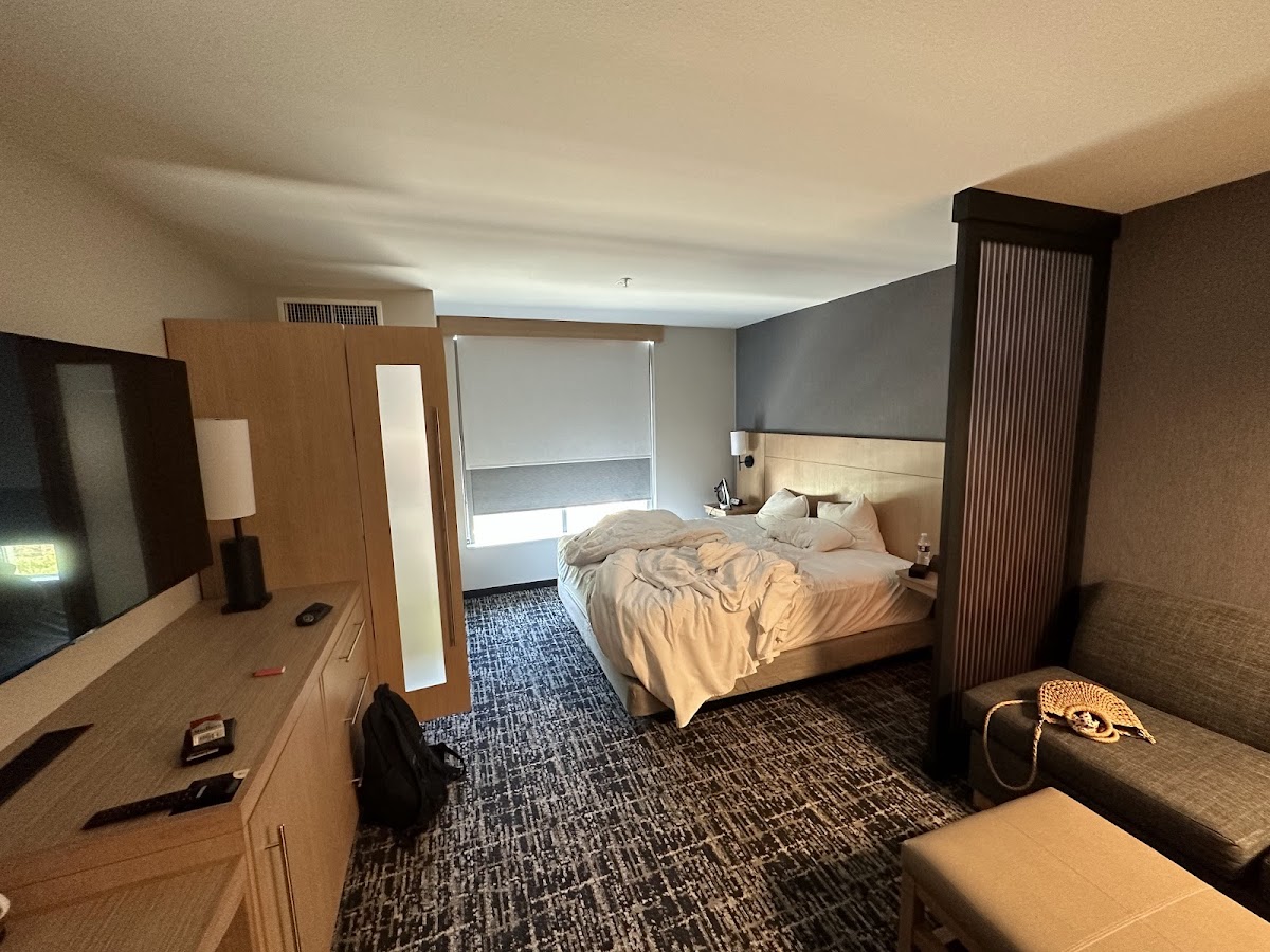Hyatt Place Austin / Lake Travis / Four Points photo 2