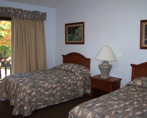 Quail Hollow Village at Beech Mountain Lakes photo 2