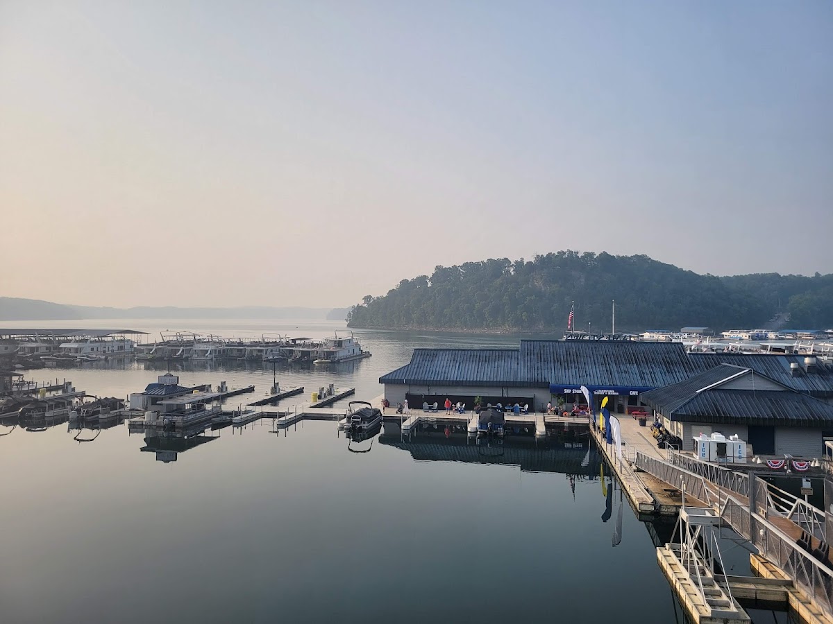 Jamestown Resort & Marina photo 2