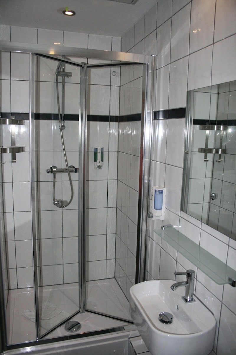 Gatwick Belmont Hotel photo 3