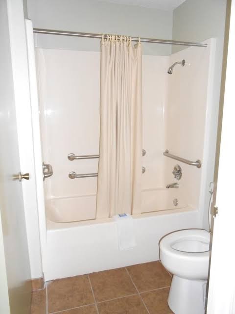 Budget Inn & Suites - Siloam Springs photo 2