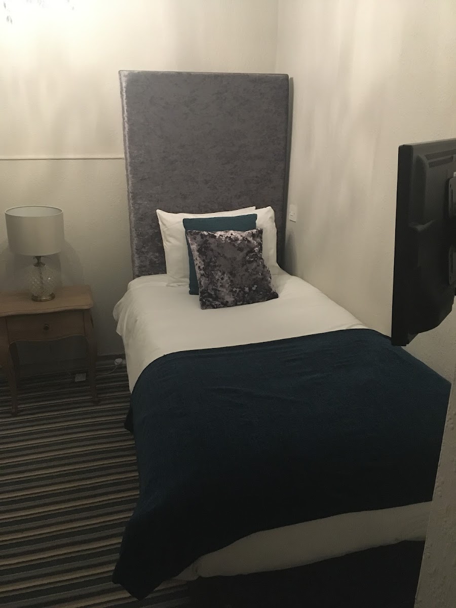 Room 6