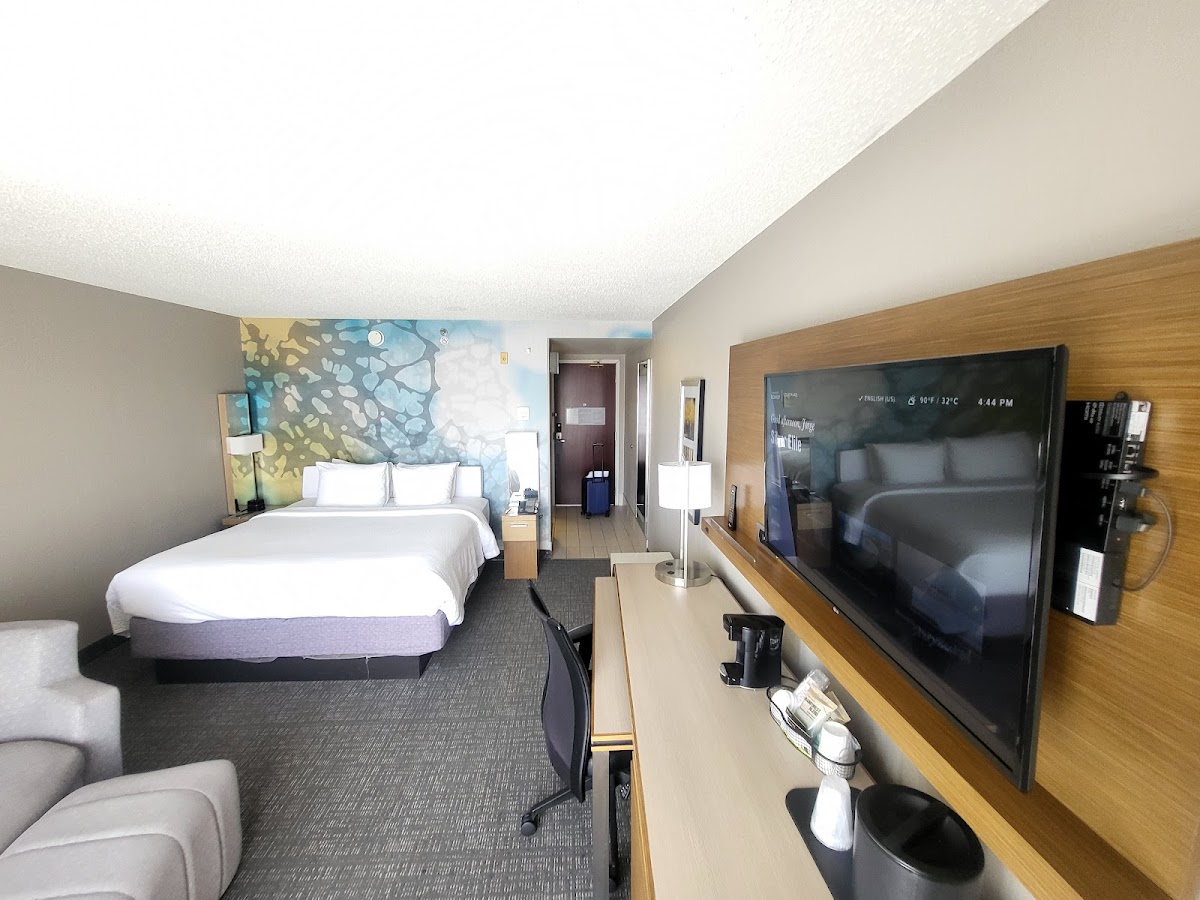 Courtyard by Marriott New Orleans Warehouse Arts District photo 2