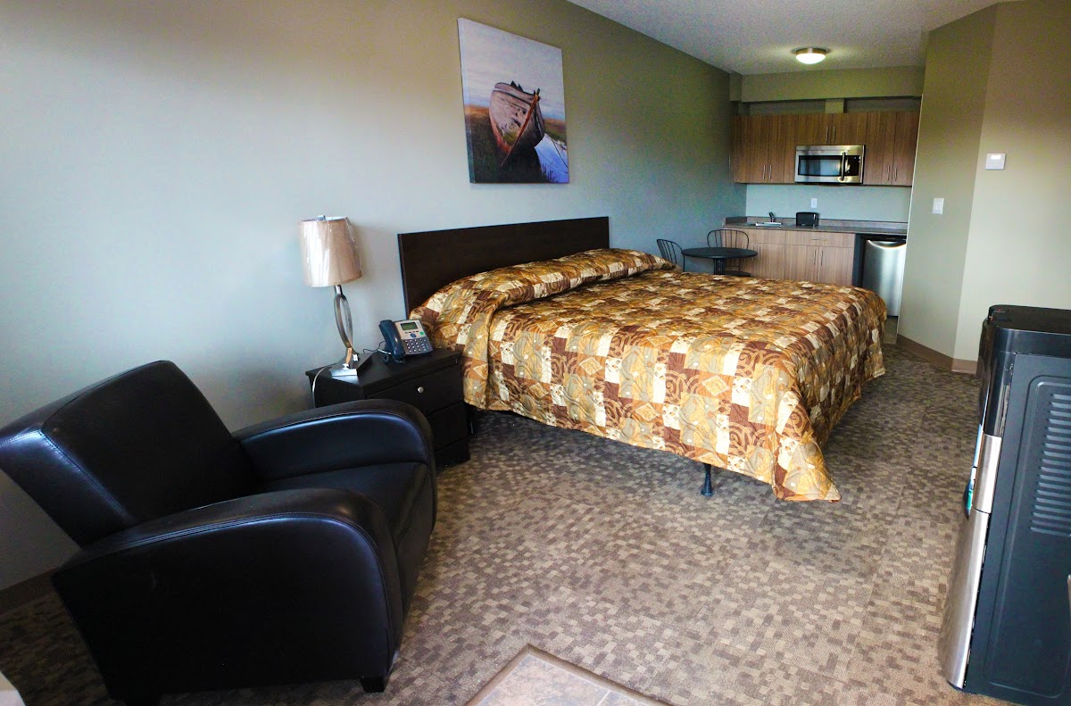 Alberta Beach Inn And Suites photo 3