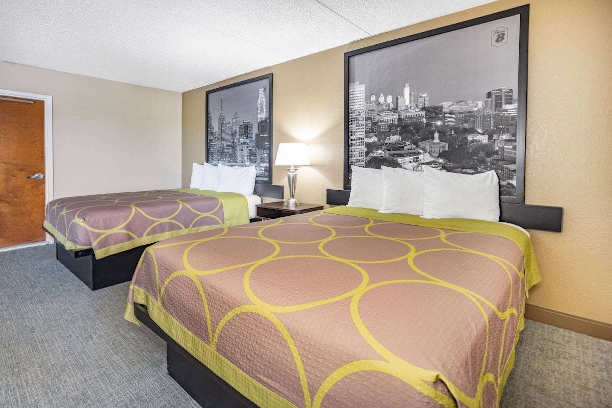 Super 8 by Wyndham Mount Laurel photo 2