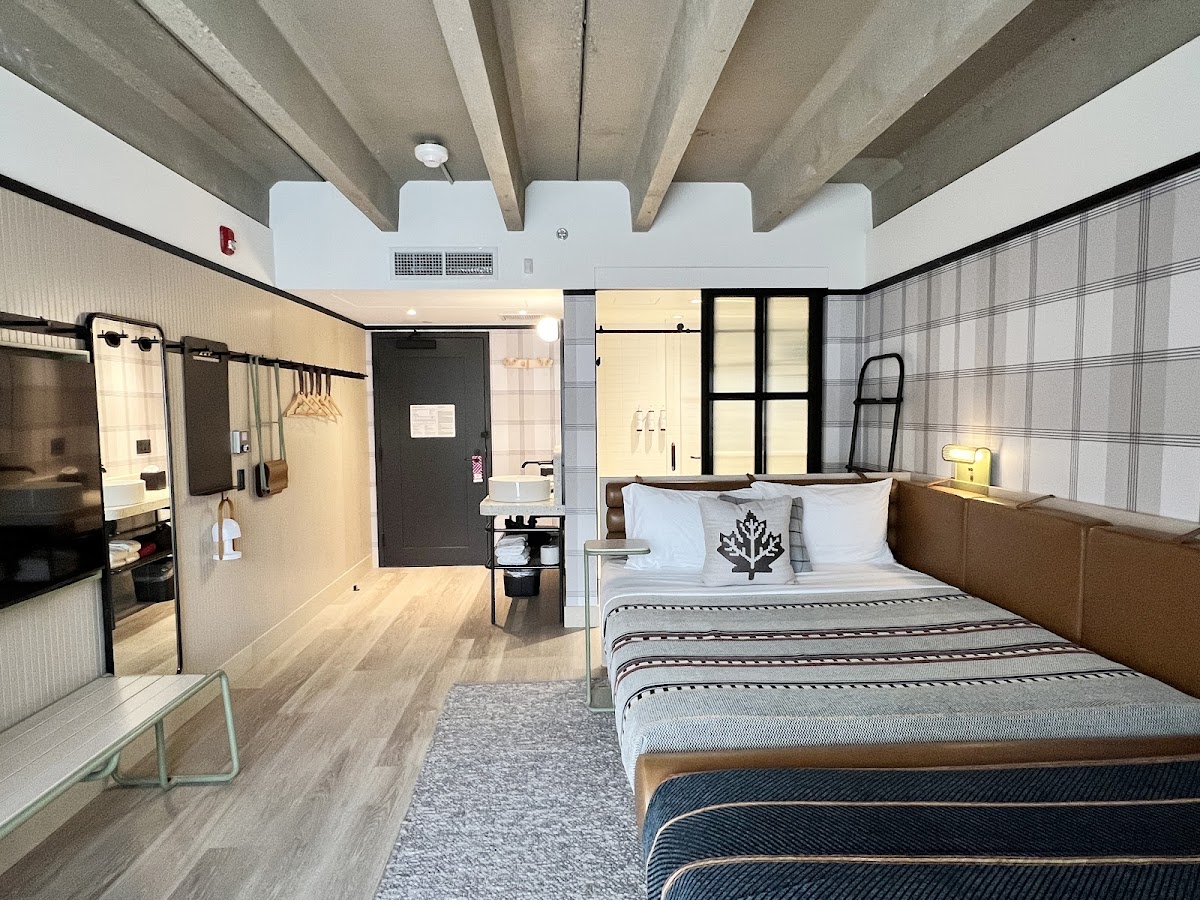 Moxy Banff photo 2