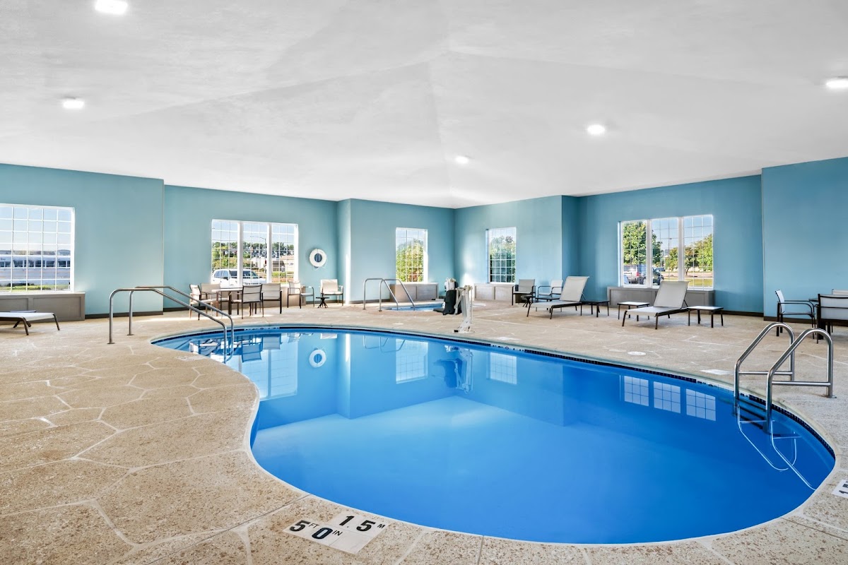 Holiday Inn Express & Suites Council Bluffs - Conv Ctr Area by IHG photo 3