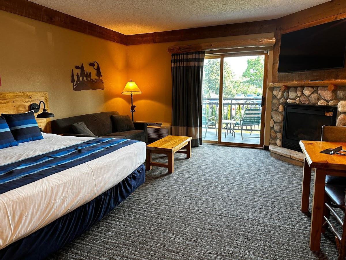 Great Wolf Lodge | Mason photo 2