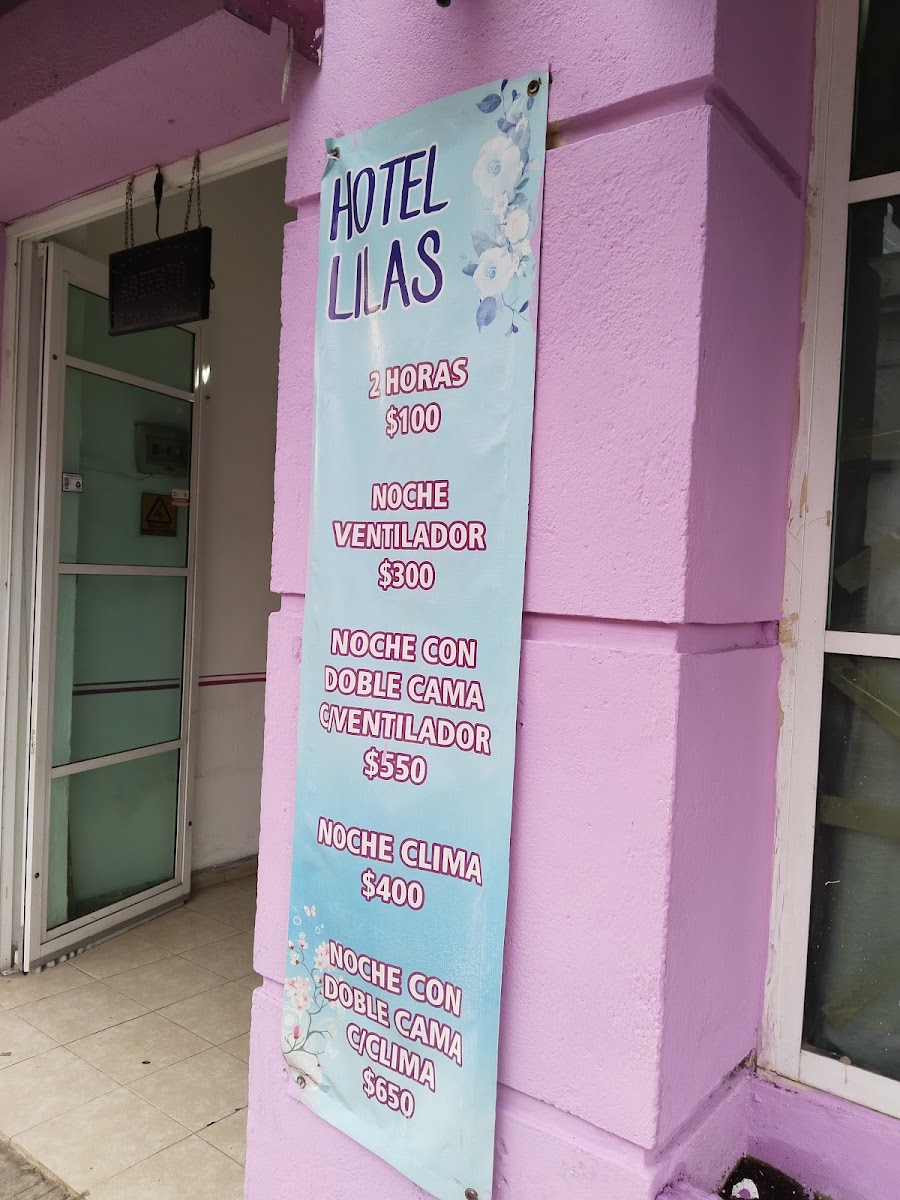 HOSPEDAJE LILAS photo 2