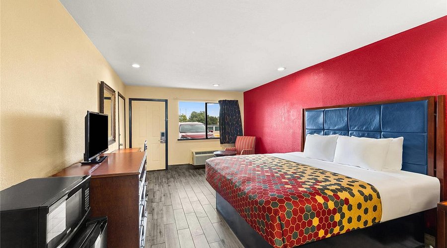 Econo lodge Belton Texas photo 2