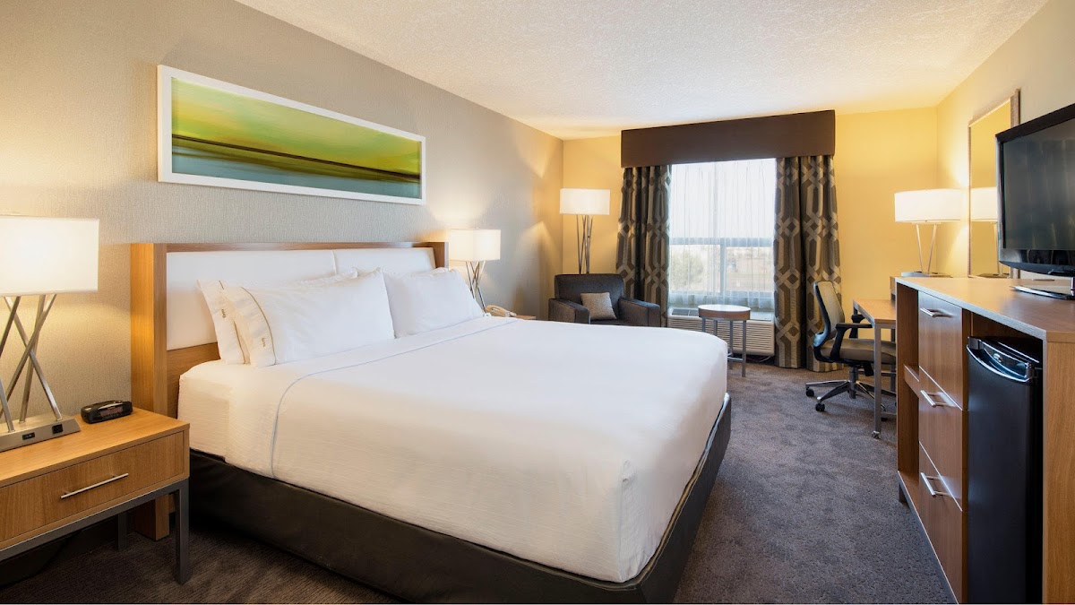Holiday Inn Express & Suites Sherwood Park-Edmonton Area by IHG photo 2
