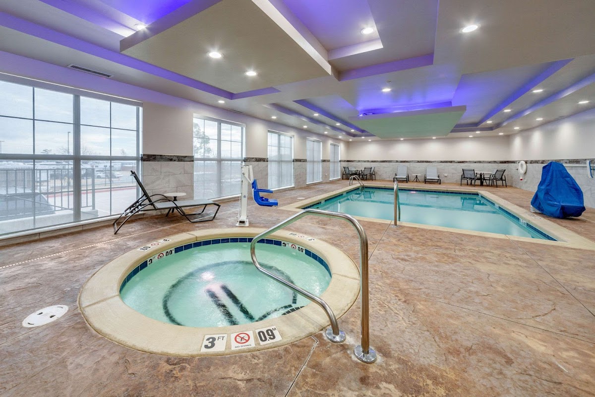 Comfort Inn & Suites Oklahoma City South I-35 photo 3
