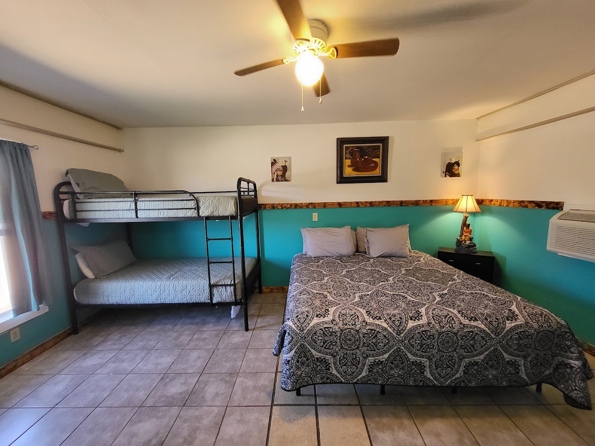 Hill Country Lodge & Mini Storage photo 2