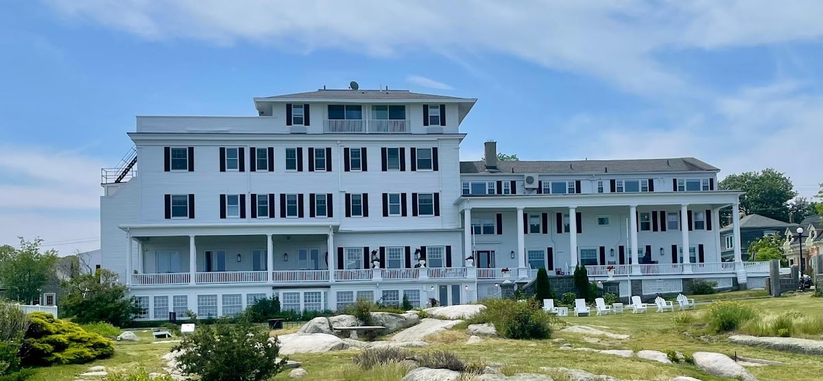 Emerson Inn By The Sea