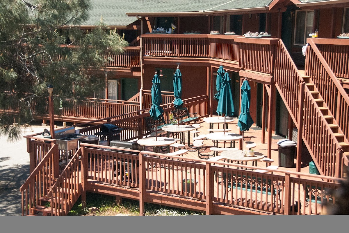 Corral Creek Lodge photo 3