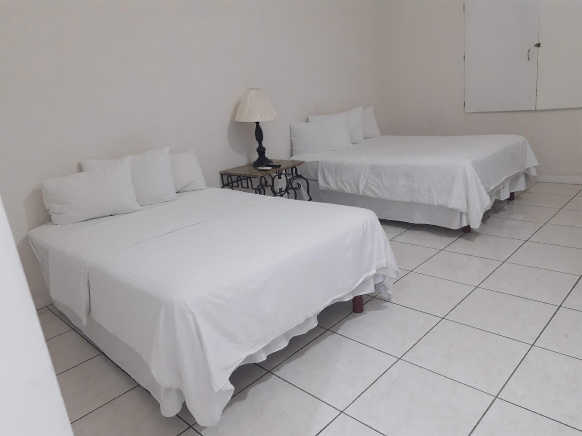 Hotel The Pigeons Tepic Express photo 2