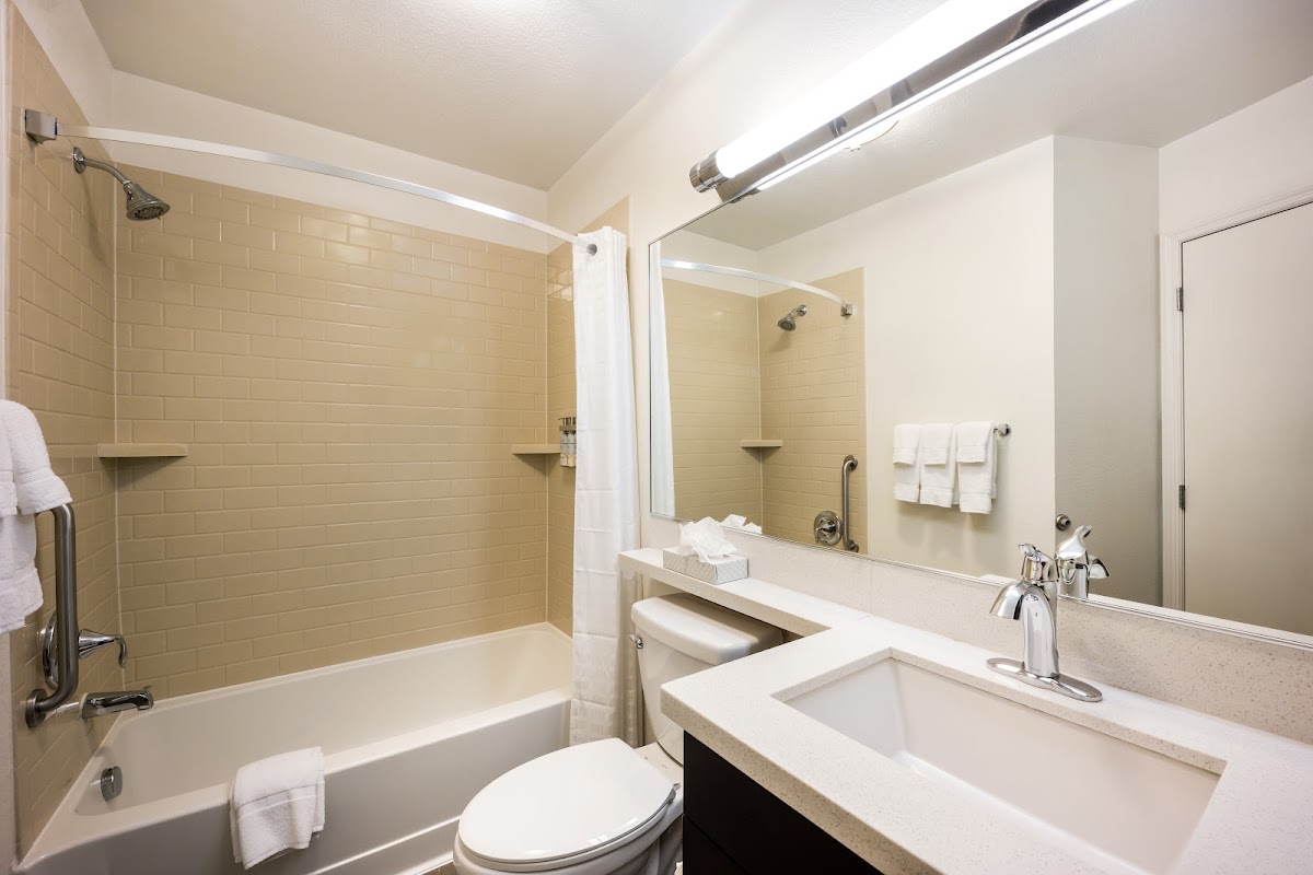 Sonesta Simply Suites Atlanta Gwinnett Place photo 3