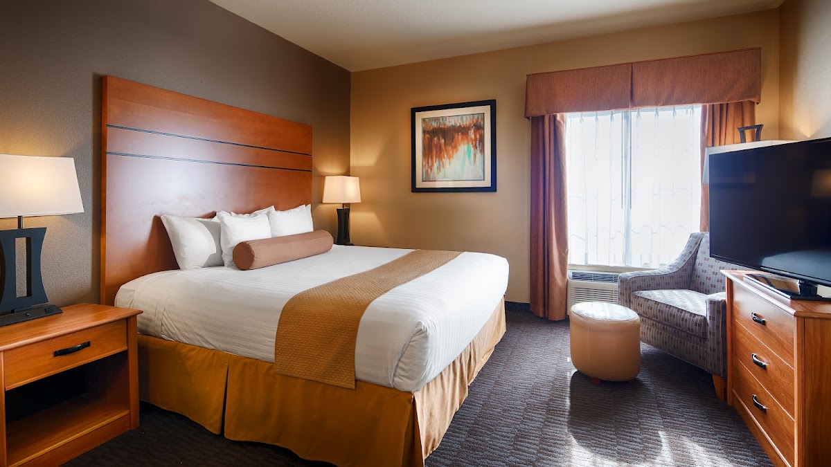 Best Western Plus Hill Country Suites photo 2