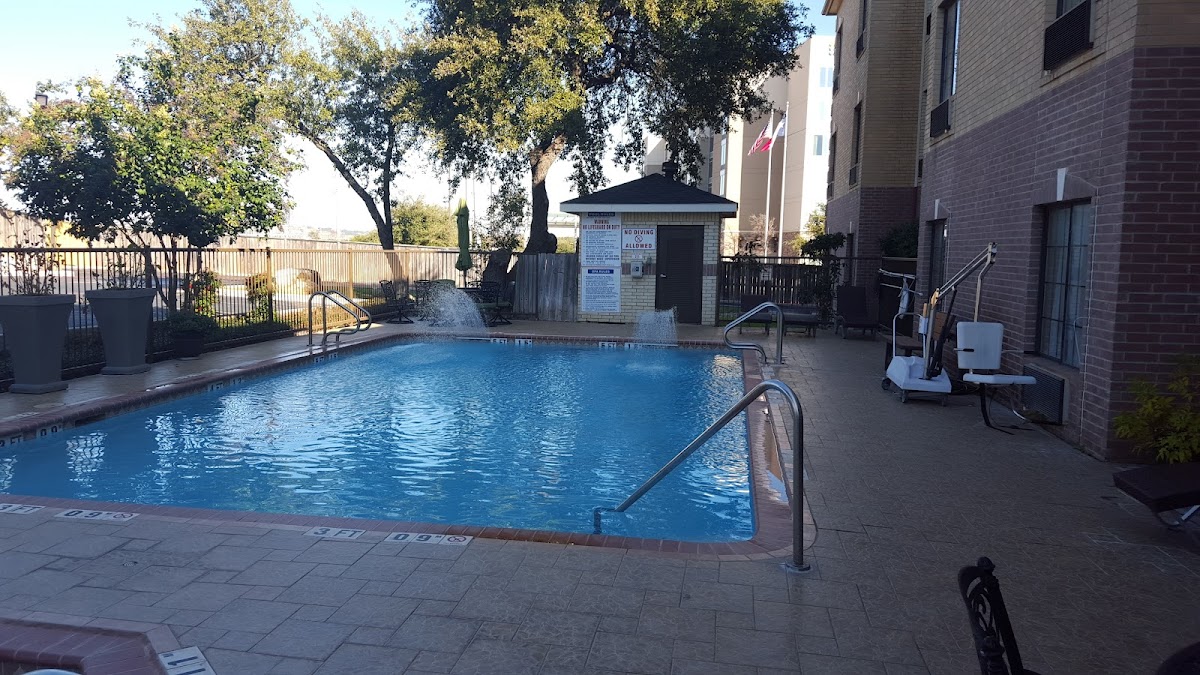 Best Western Plus Hill Country Suites photo 3