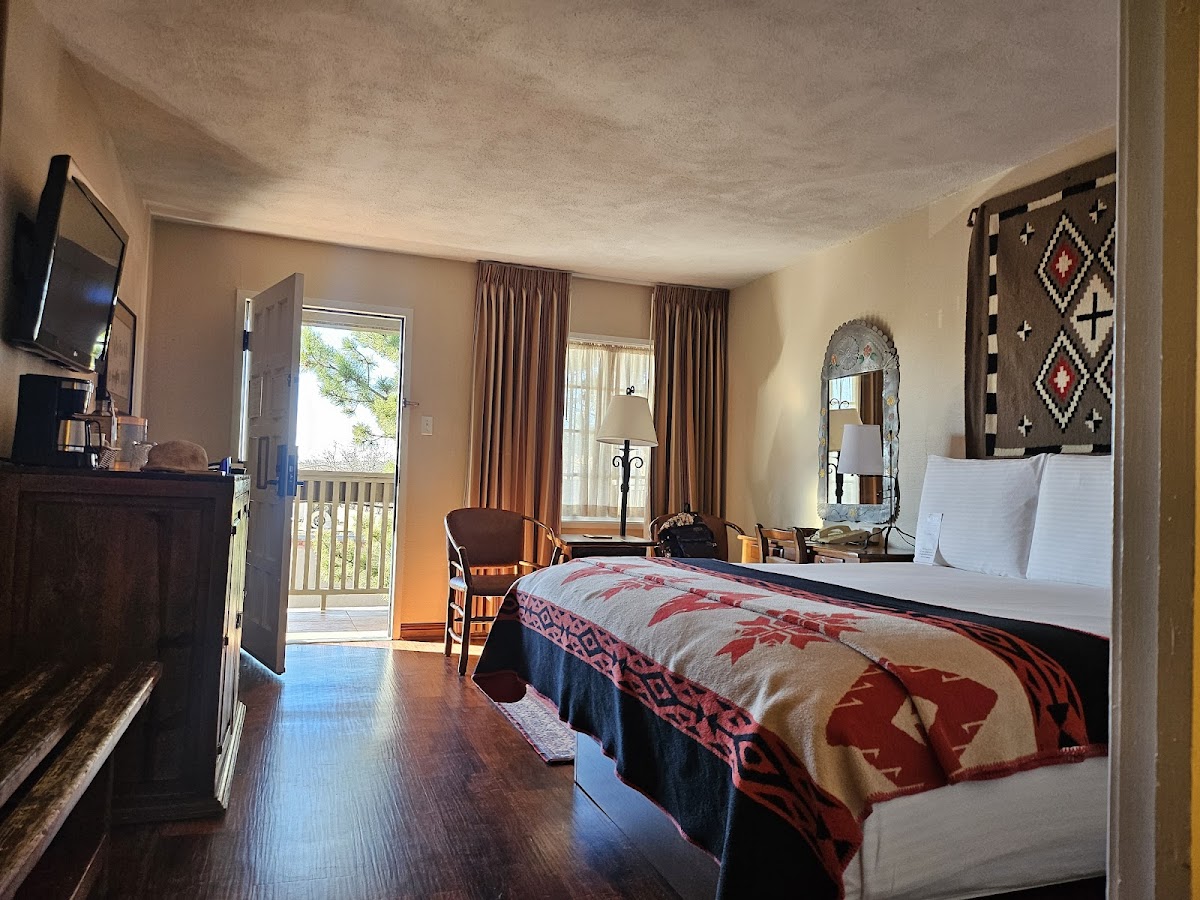 Inn of the Governors
