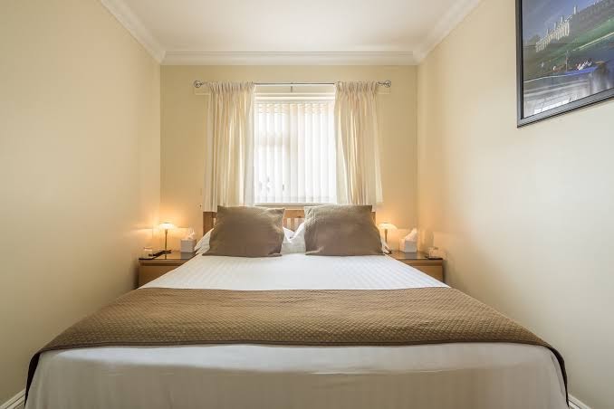 Room 9
