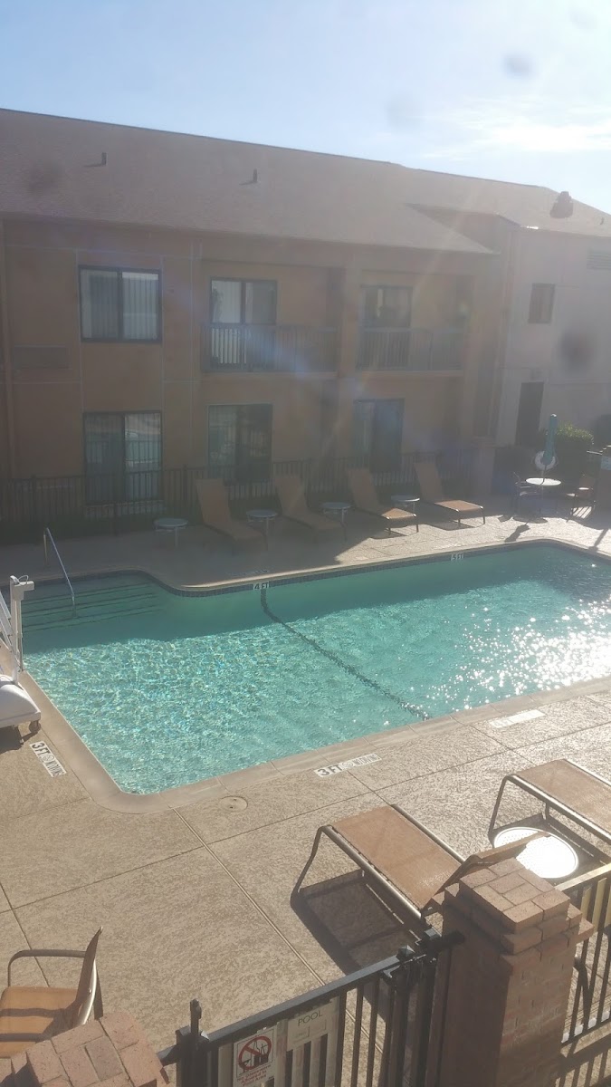 Courtyard by Marriott Fort Worth University Drive photo 3