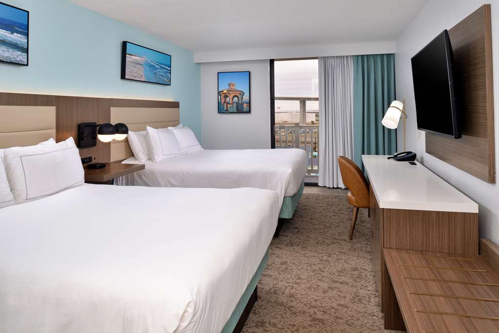 DoubleTree by Hilton Corpus Christi Beachfront photo 2