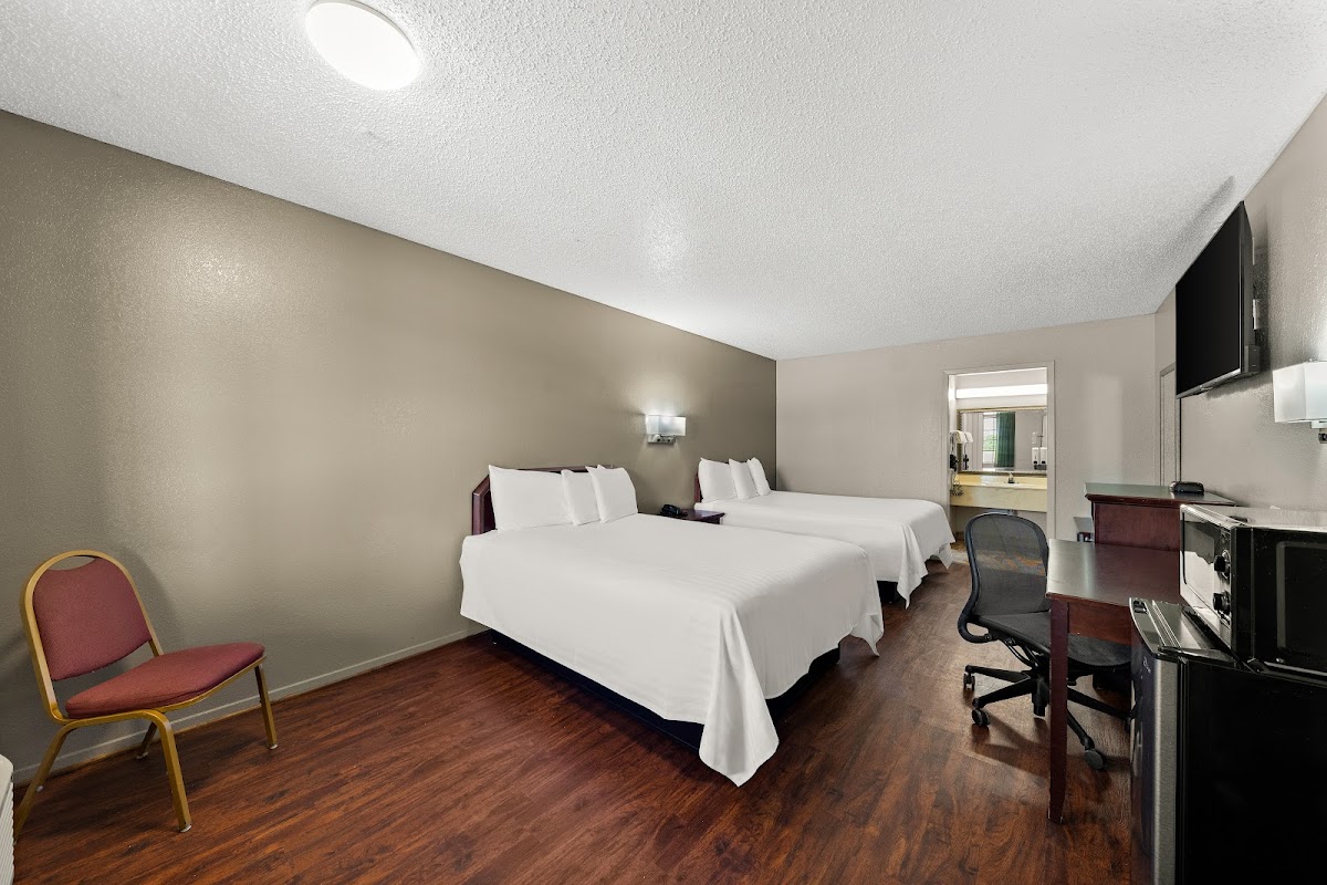 Americas Best Value Inn Bonham photo 2
